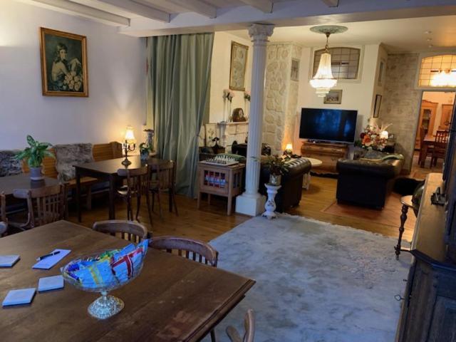 B&B Petit Chateau - Stijlvol Verblijf Centraal Gelegen In Zeeuws Vlaanderen Biervliet Eksteriør billede